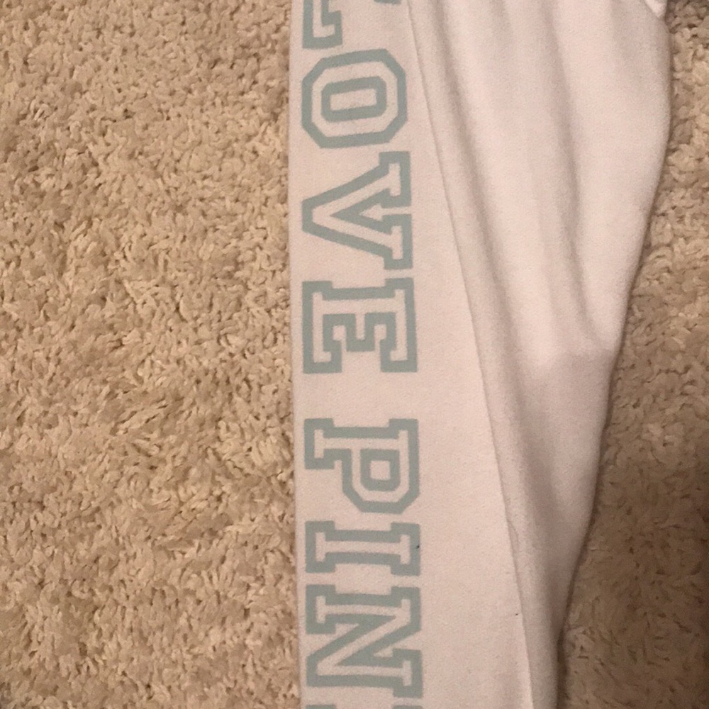 Pink sweatshirt - Picture 2 of 2